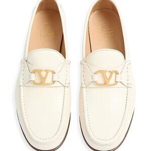 VALENTINO GARAVANI Leather Vlogo Gate Loafers In Ivory 40